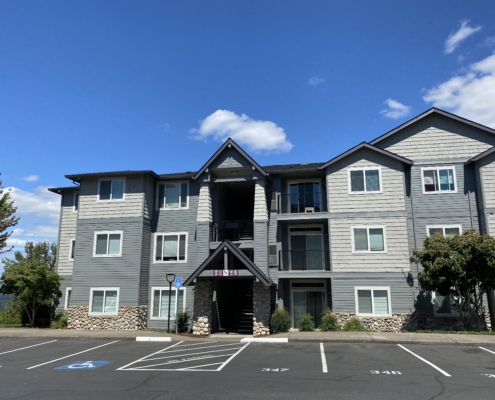 Altamont Summit Apartments – Exterior Paint